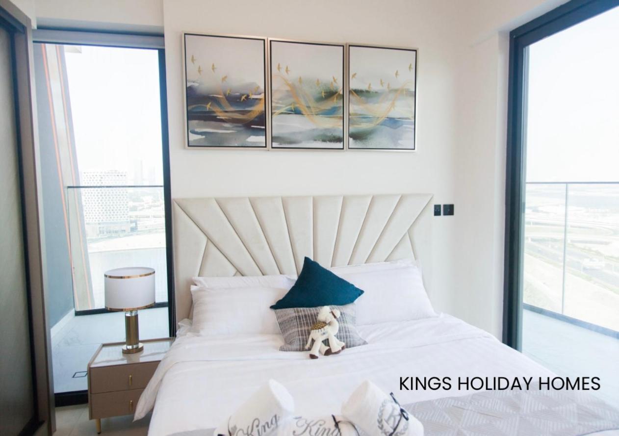 Appartement Binghatti Canal , Burj Khalifa View With Private Jacuzzi And Cinema Screen ,kings Dubai
